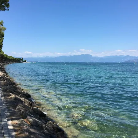 Casa Piti Πεσκιέρα ντελ Γκάρντα